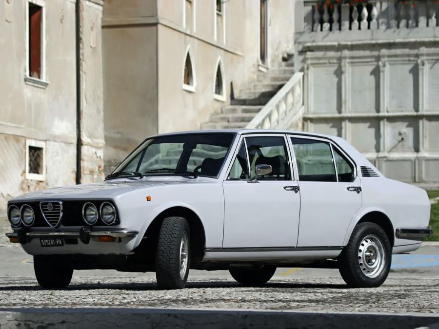  Alfa Romeo Alfetta 1.8 (116) 1975 года  (фото 4 из 7)